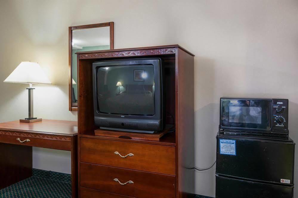Motel 6-Kenly, Nc Exterior foto