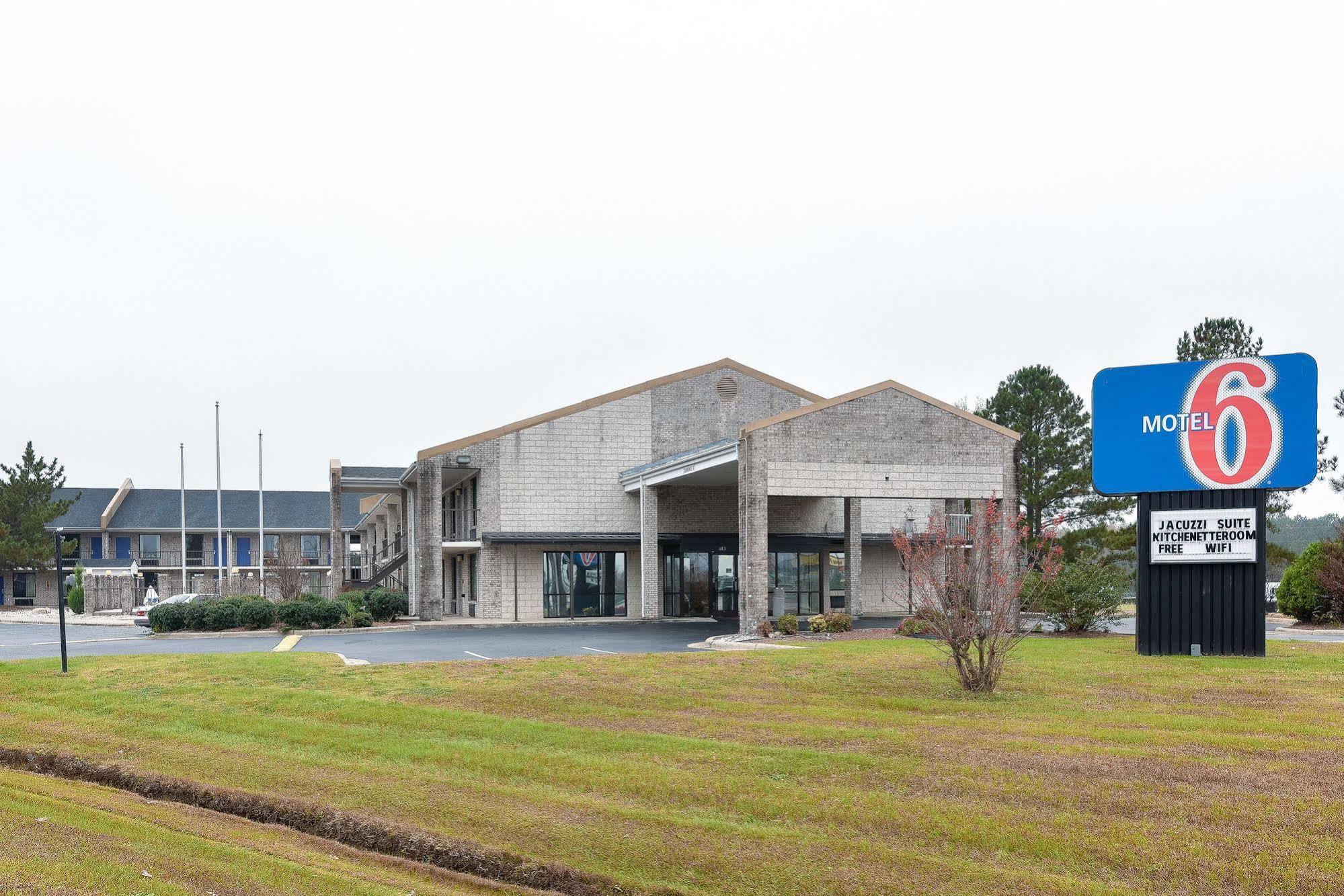 Motel 6-Kenly, Nc Exterior foto